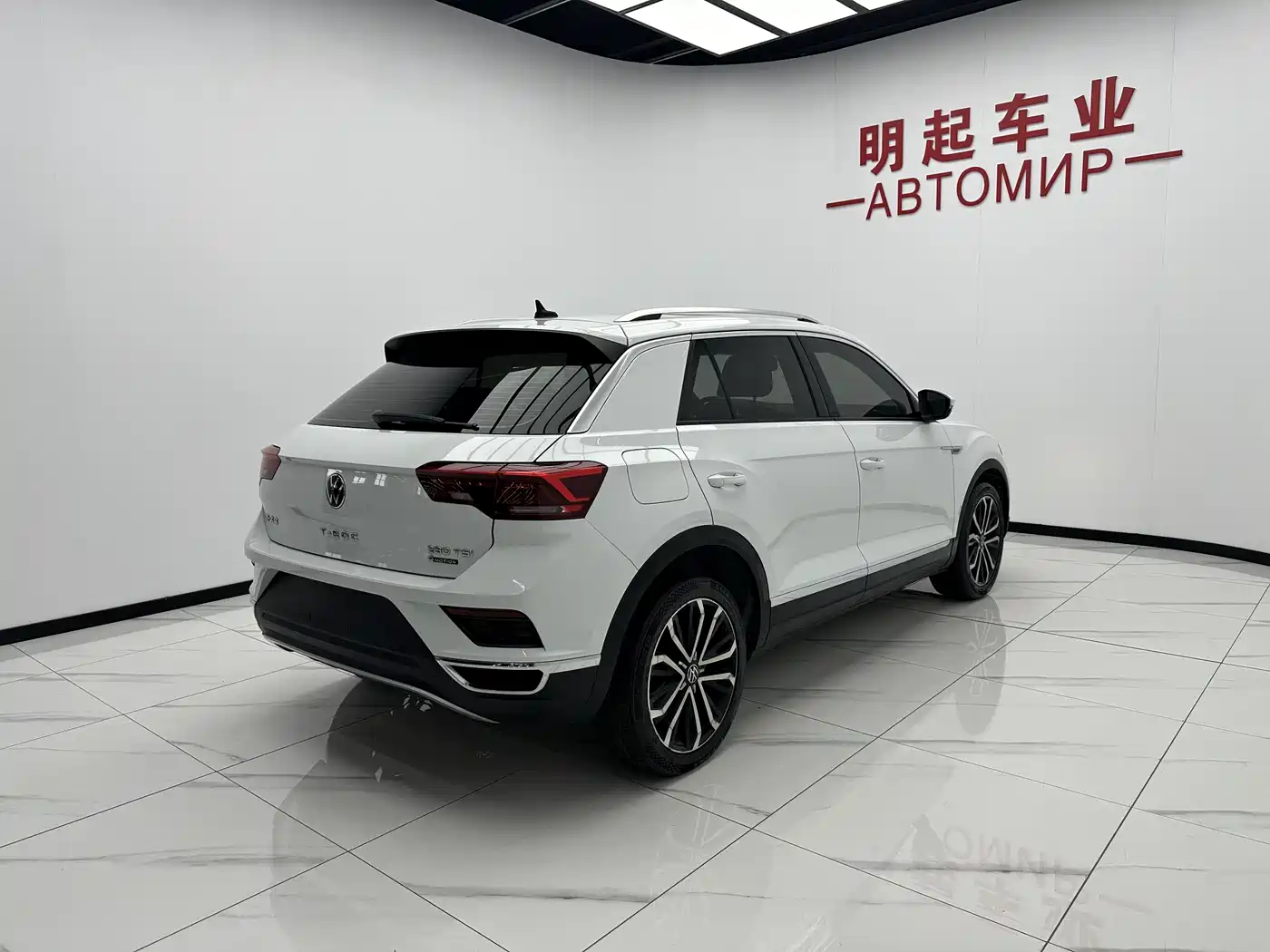 Volkswagen T-ROC 2021 Facelift 280TSI DSG 4WD Luxury Smart Connect Edition фото 9
