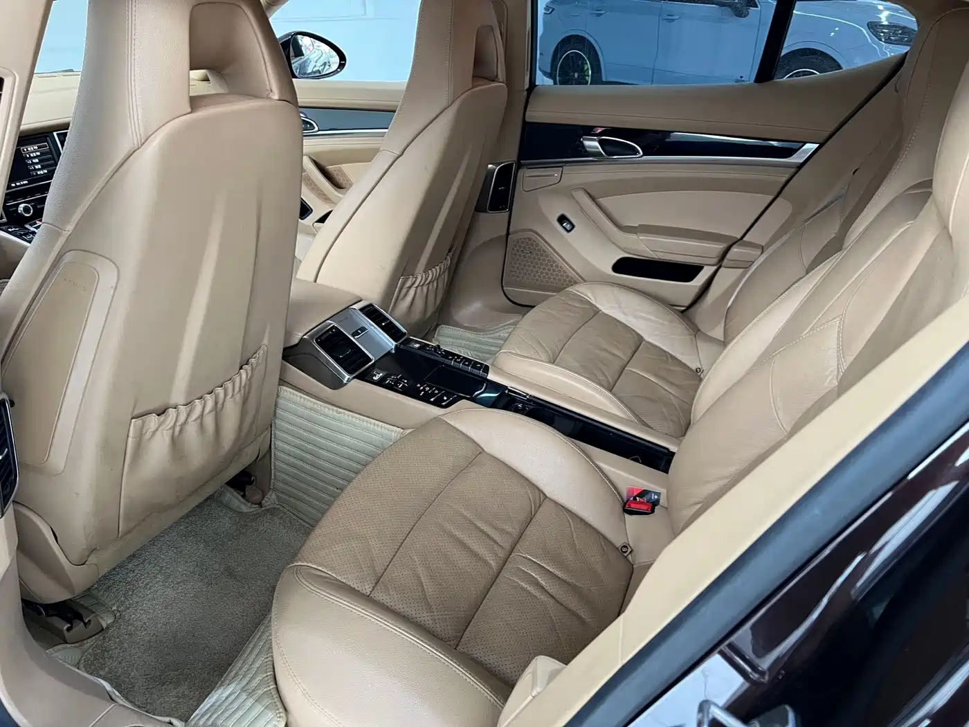 Porsche Panamera 2014 Panamera 3.0T фото 10
