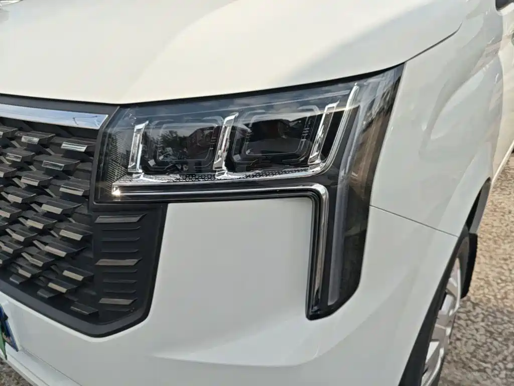 Photo 24 - Maxus Xintu V80