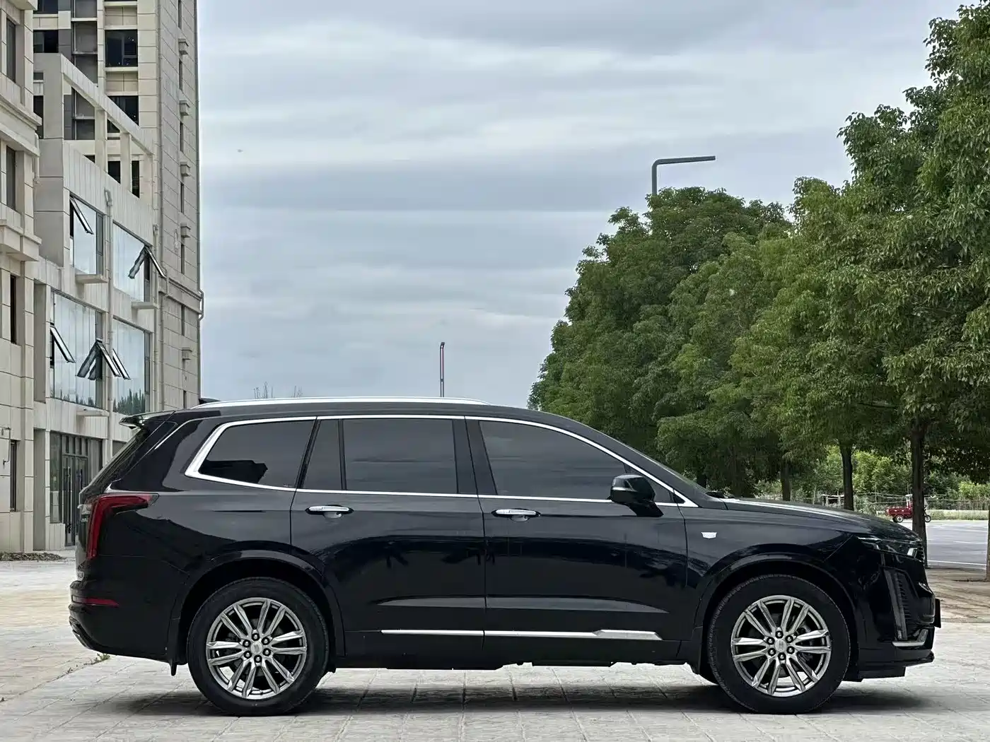 Cadillac XT6 2021 2.0T 7-Seater 2WD Luxury Edition фото 8