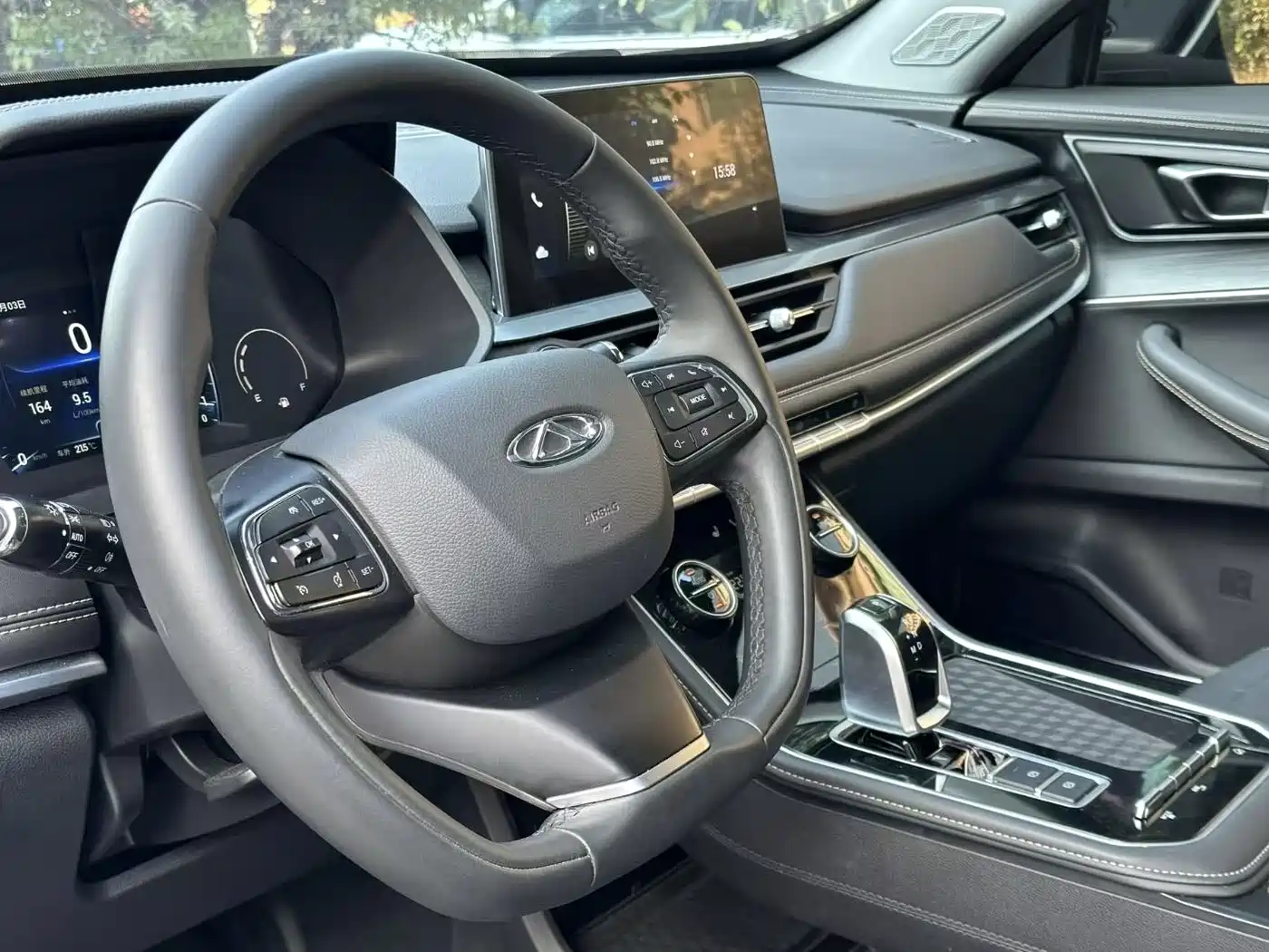 CHERY TIGGO 8