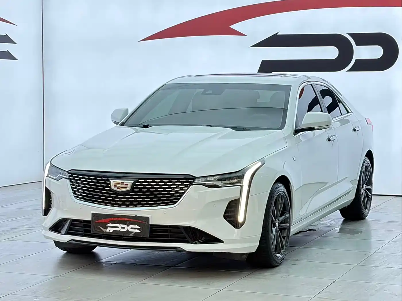CADILLAC CT4