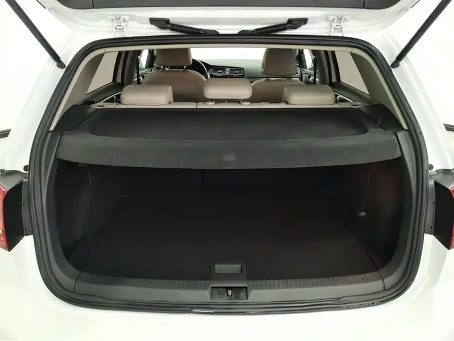 Volkswagen Golf 2015 1.4TSI Automatic Luxury фото 4