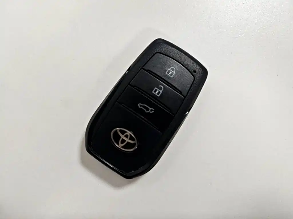 Toyota RAV4 2026 2026 Model Hybrid 2.0L E-CVT 2WD Premium