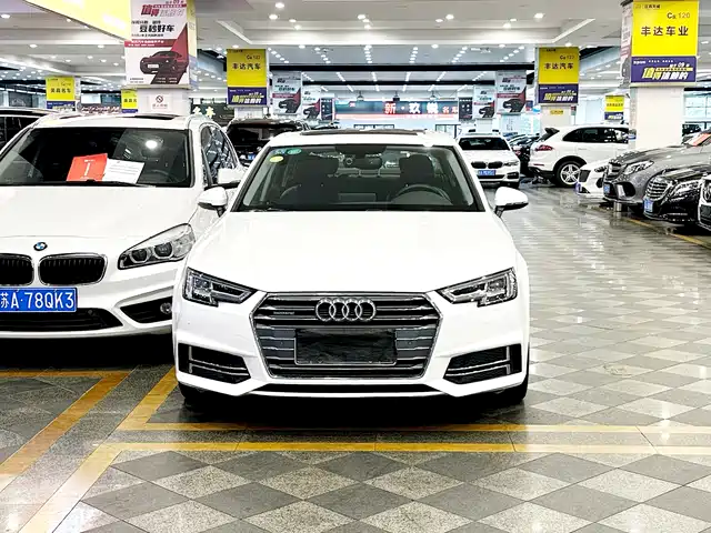 Audi A4L 2017 Model 45 TFSI quattro Sport Version — фото 2