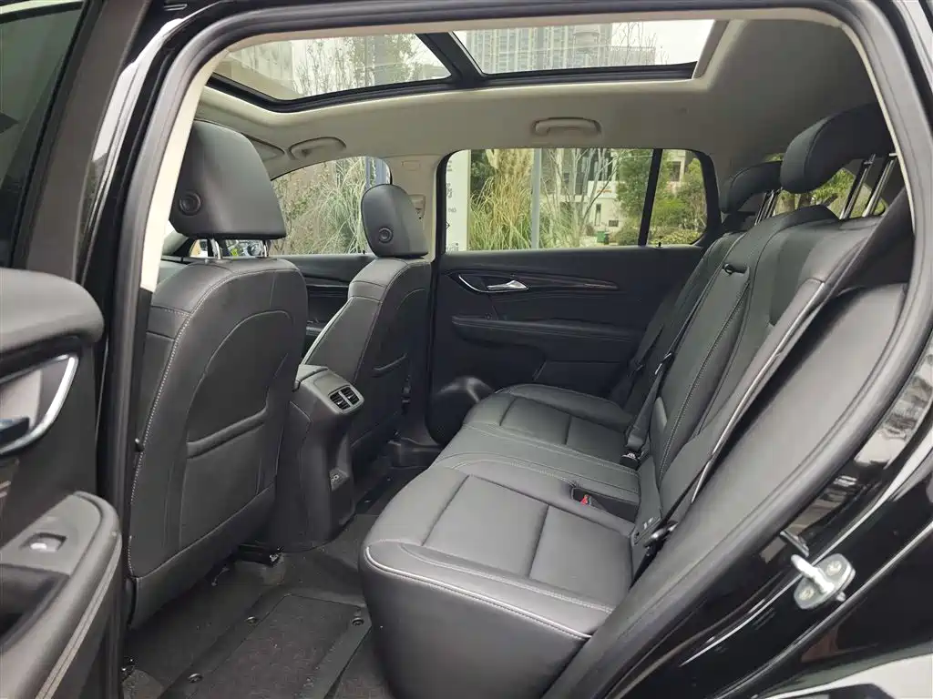 Buick Envision Plus 2022 Enclave Plus 652T 5-Seater Luxury фото 6