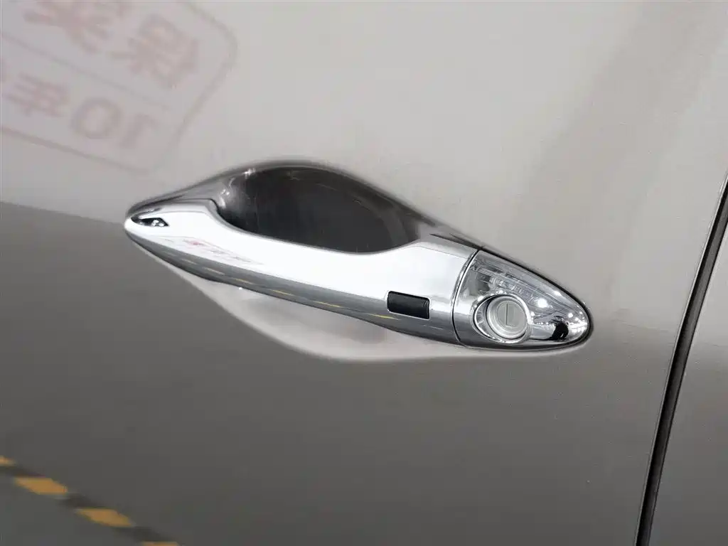 Hyundai Beijing Hyundai ix35 2013 2.0L Auto 2WD Smart GLS China IV фото 18