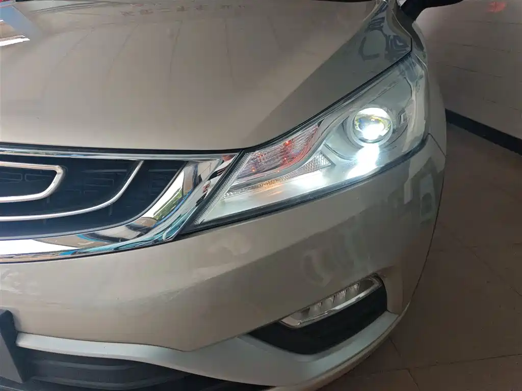 Photo 24 - Geely Emgrand GS
