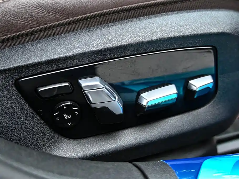 BMW 7 Series 2019 Facelift 730Li M Sport Package фото 31