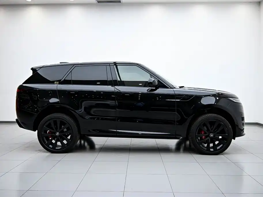 Land Rover Range Rover Sport 2025 400PS Hidden Edge Special Edition фото 6