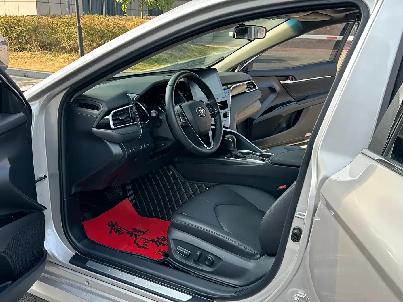 Toyota Camry 2021 2.0G Luxury Edition фото 4