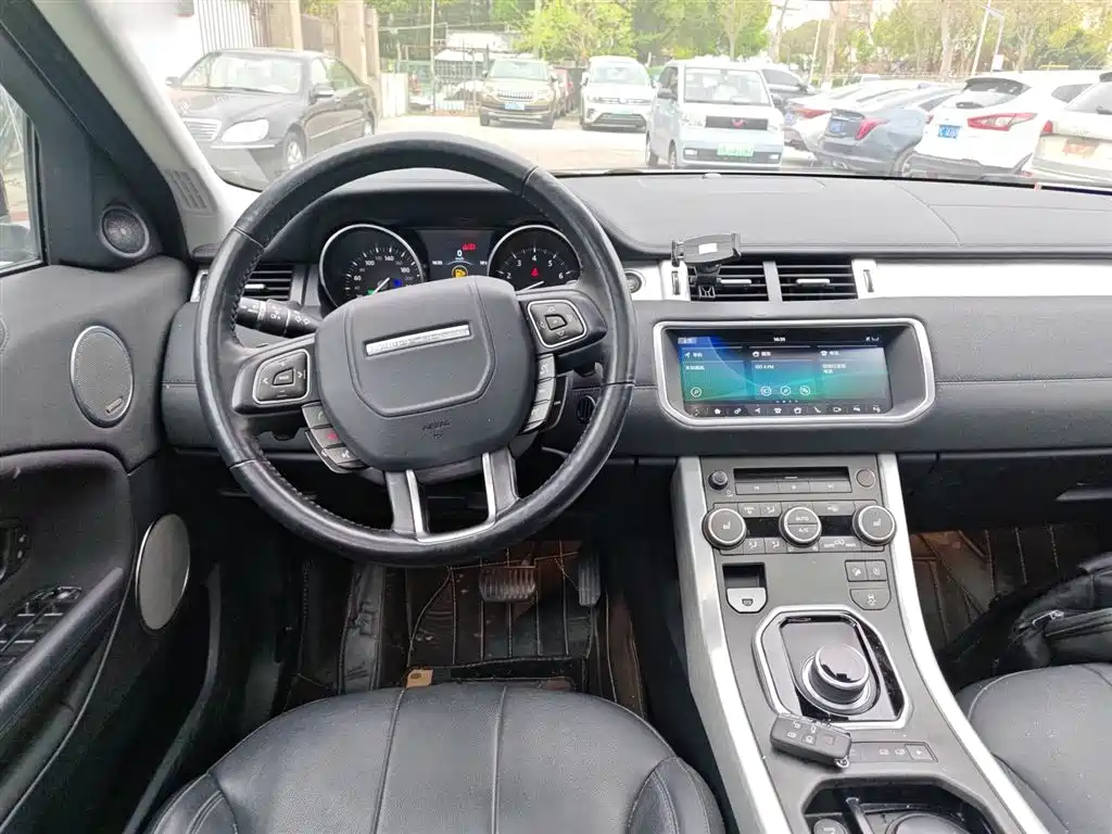 Land Rover Range Rover Evoque 2018 240PS SE Smart Edition фото 11