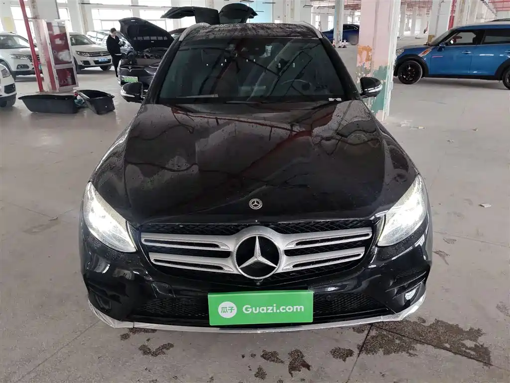 Mercedes-Benz GLC 2017 GLC 260 4MATIC Luxury фото 3