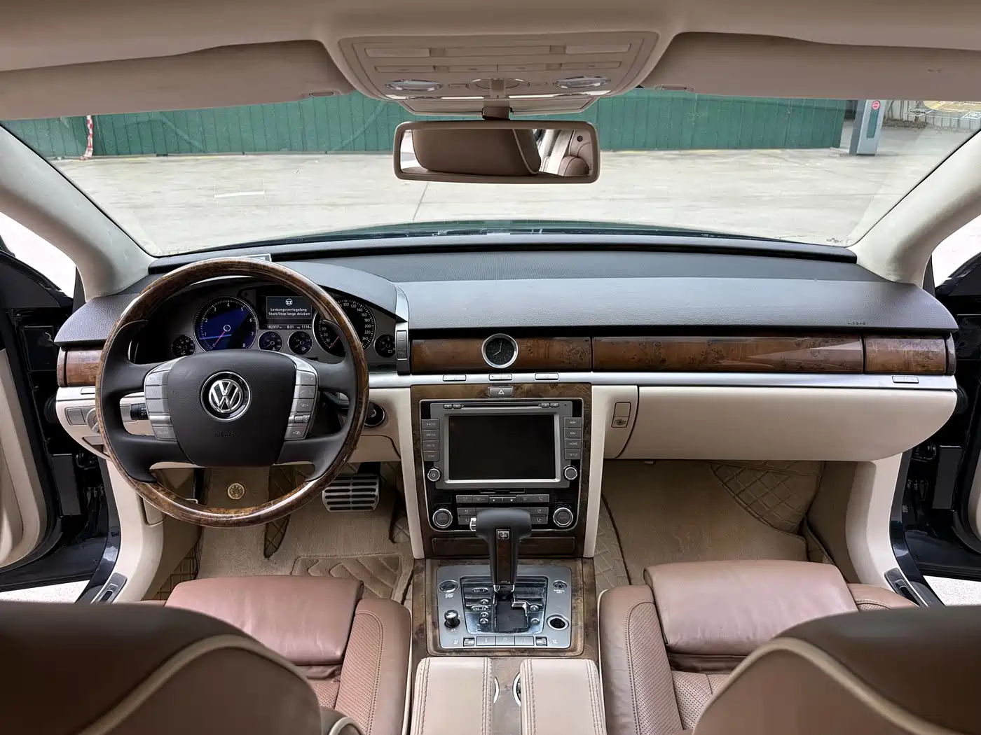 Volkswagen Phaeton 2012 2012 3.6L Premium Custom