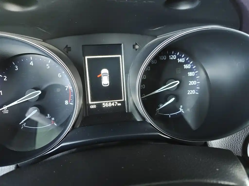 Toyota C-HR 2020 Model 2.0L Luxury фото 13