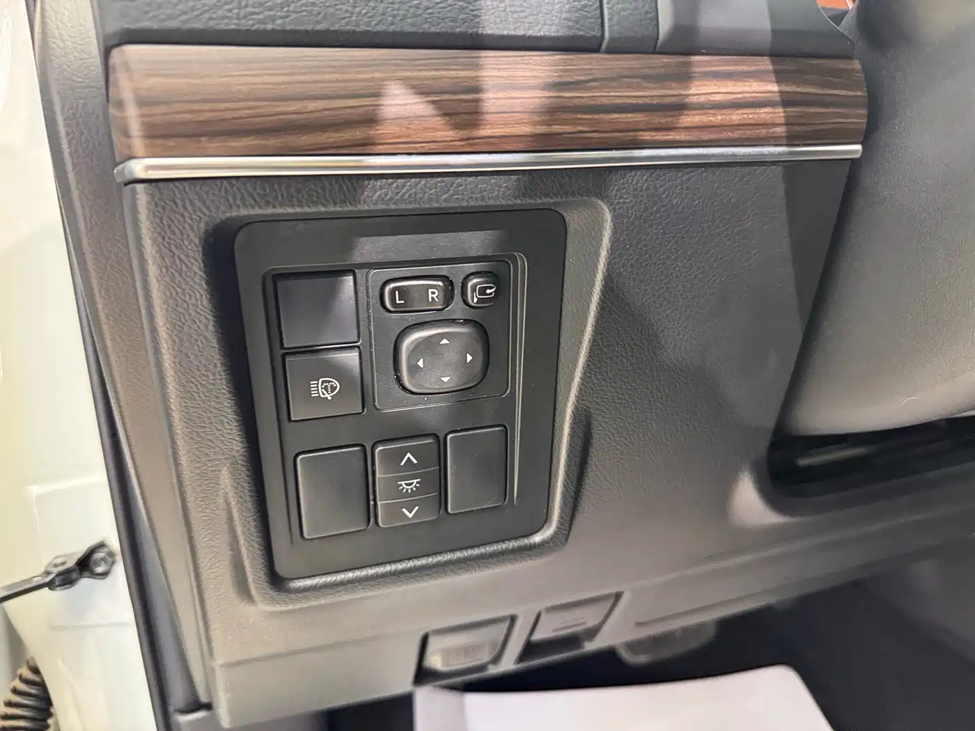 Toyota Prado 2018 3.5L Auto TX-L фото 16
