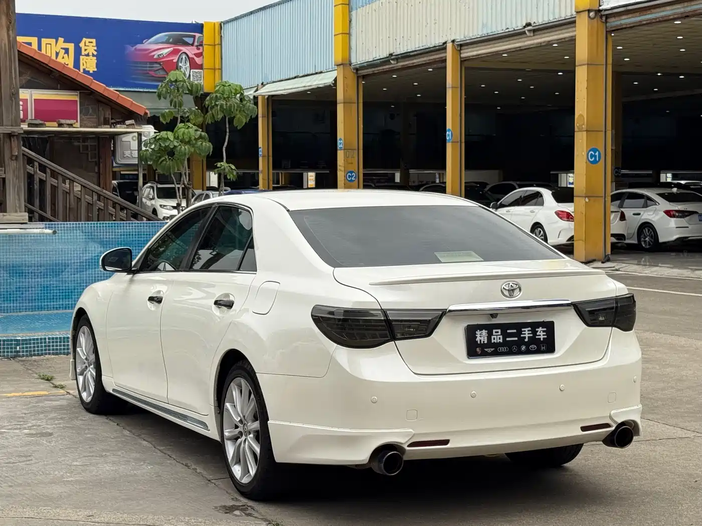 Toyota Reiz 2010 2.5V Style Elite Edition фото 18