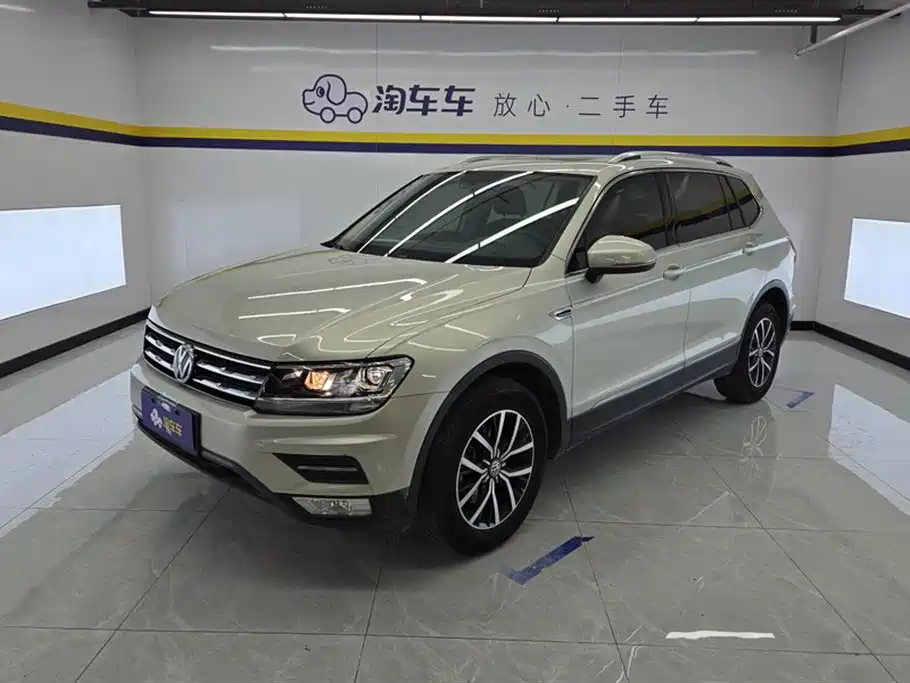Volkswagen Tiguan L 2018 Facelift 330TSI Automatic 2WD Luxury Edition