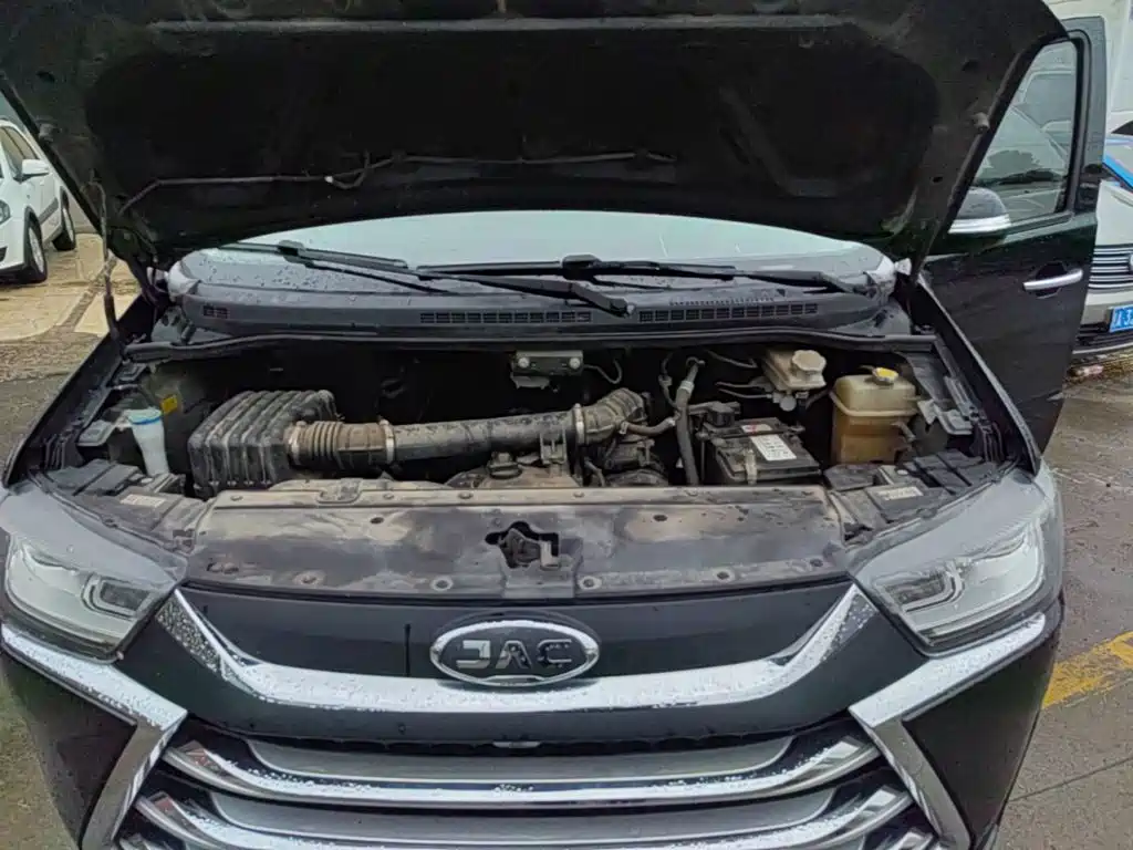 JAC Refine M4 2021 2021 2.0L Manual Business Travel Edition