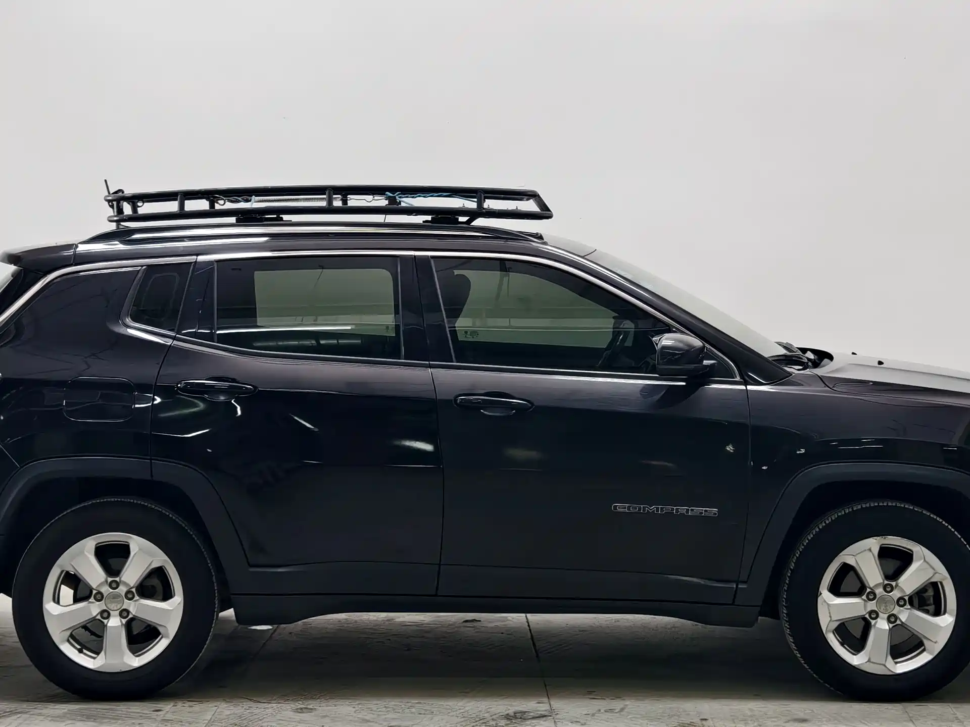 Фото 8 - Jeep Compass