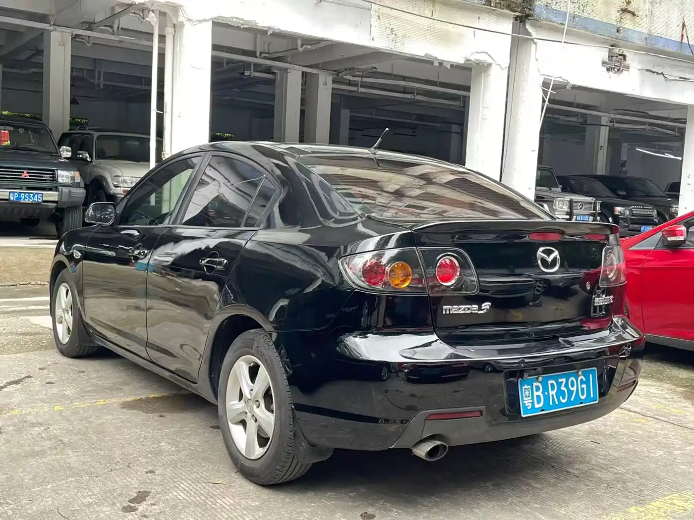 Фото 4 - Mazda 3