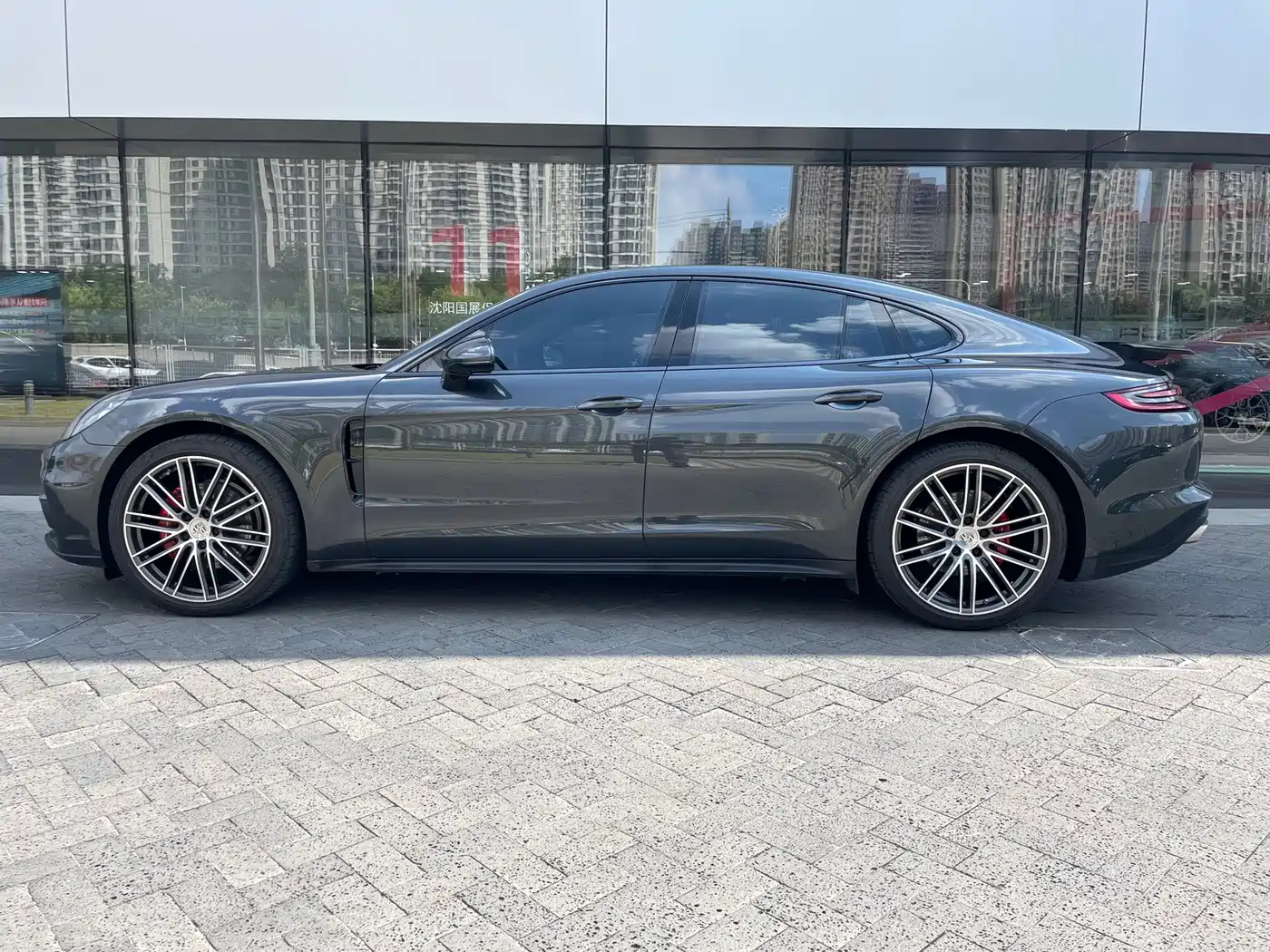 Porsche Panamera, миниатюра 8