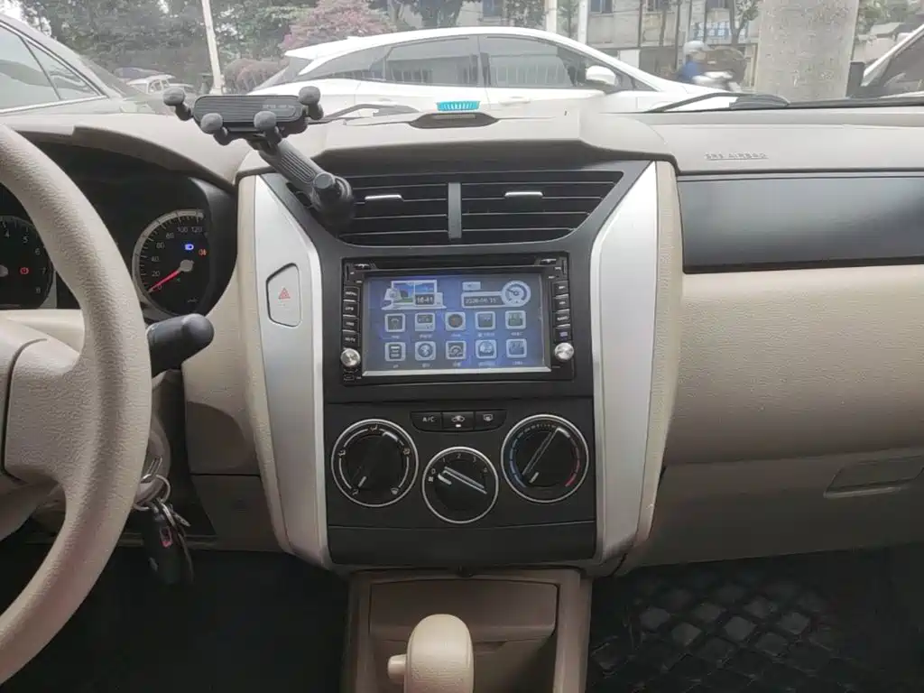Venucia D50 2015 2013 1.6L Auto Fashion
