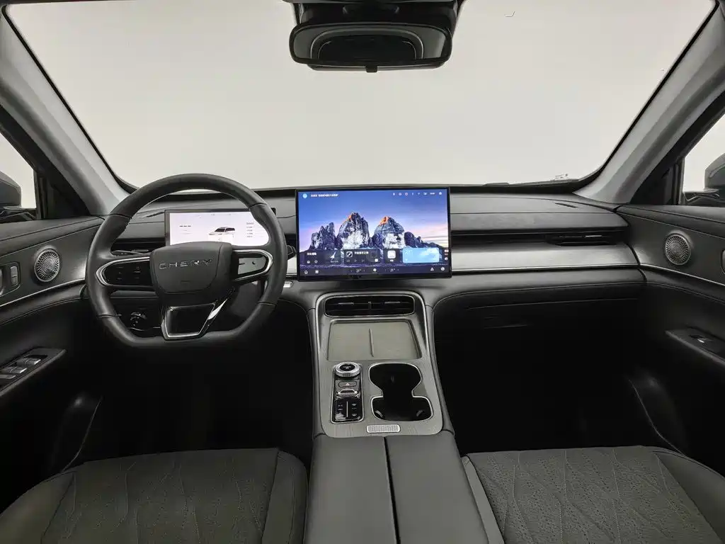 Chery Tiggo 8 PLUS 2024 2025 290TGDI DCT Comfort 5-seater