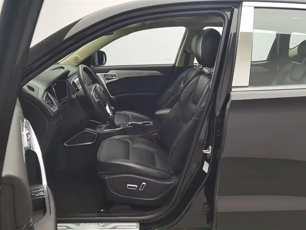 GEELY AUTOMOBILE VISION X6