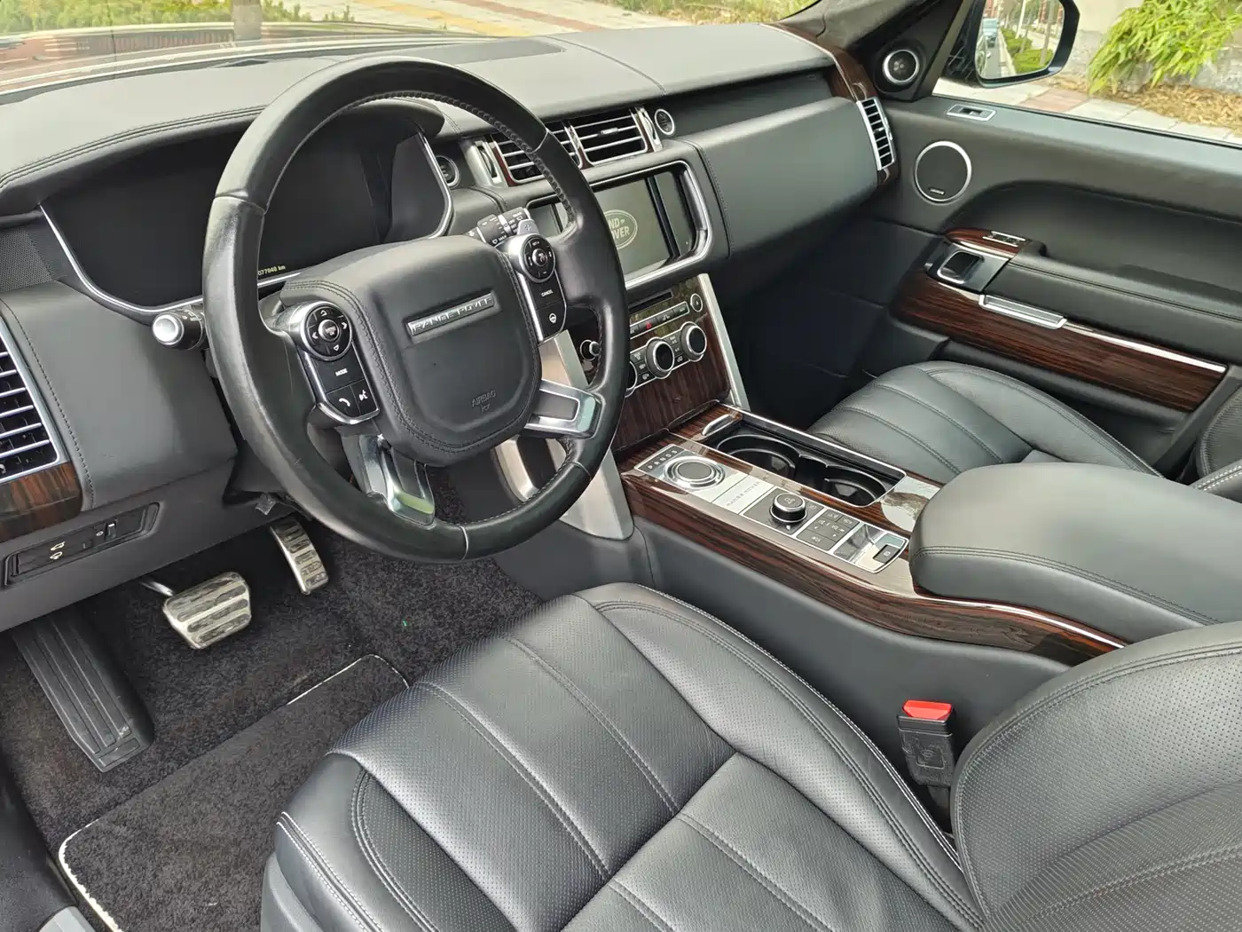 Land Rover Range Rover 2015 5.0 SC V8 AB Prestigious Genesis Extended Edition фото 22