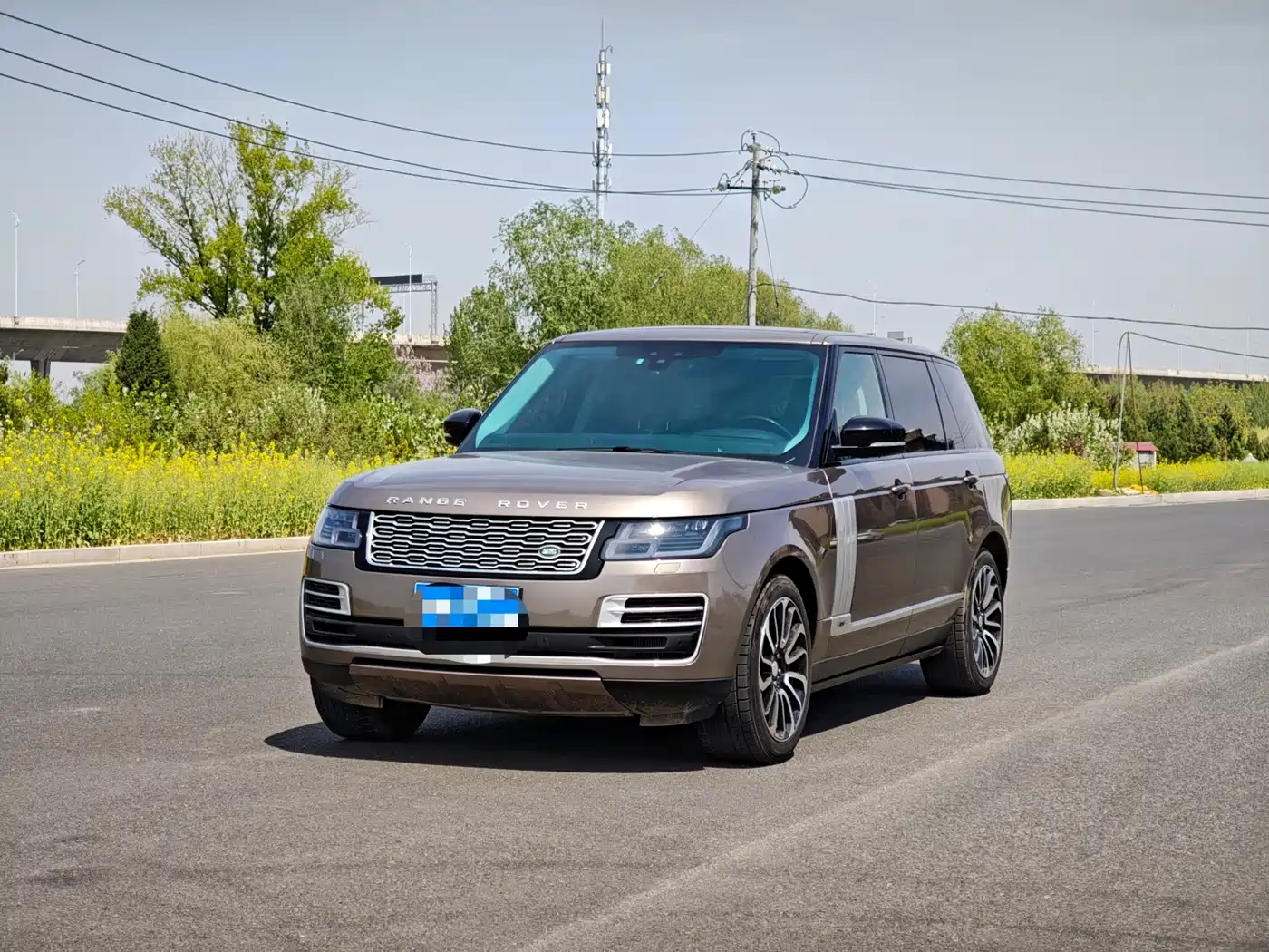 Land Rover Range Rover 2017 3.0 SC V6 Vogue LWB (Long Wheelbase)