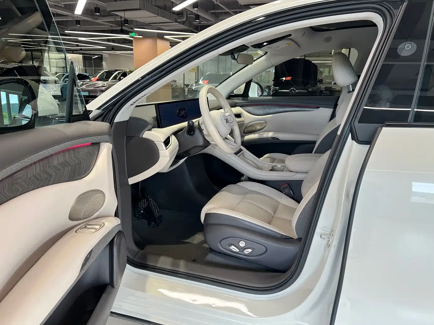 ZHIJI AUTOMOBILE ZHIJI LS6