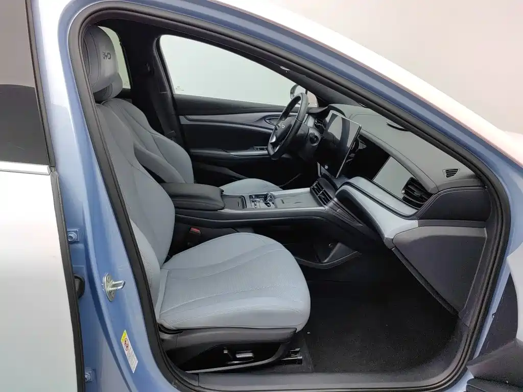 BYD Seal 2024 2024 Glory Edition DM-i 1.5L 121km Luxury