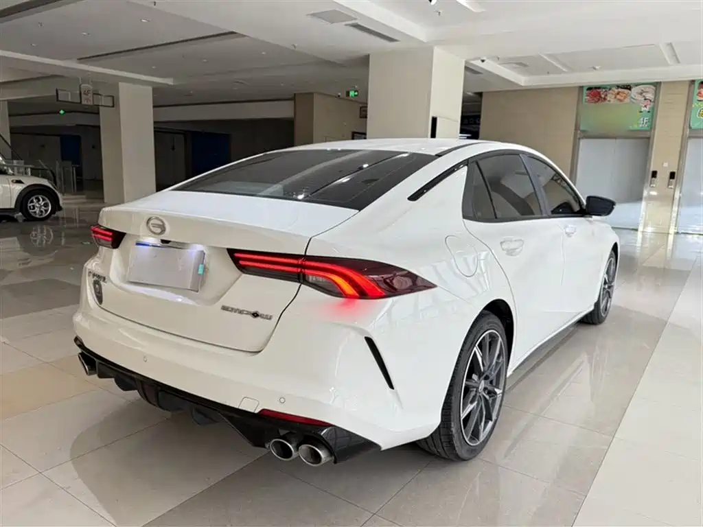 GAC Trumpchi Trumpchi Emkoo 2023 270T DCT J15 Edition фото 23