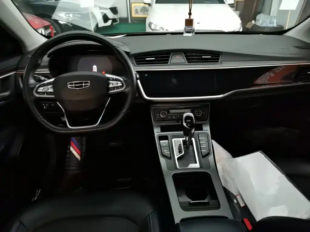 صورة 10 - Geely Emgrand GL