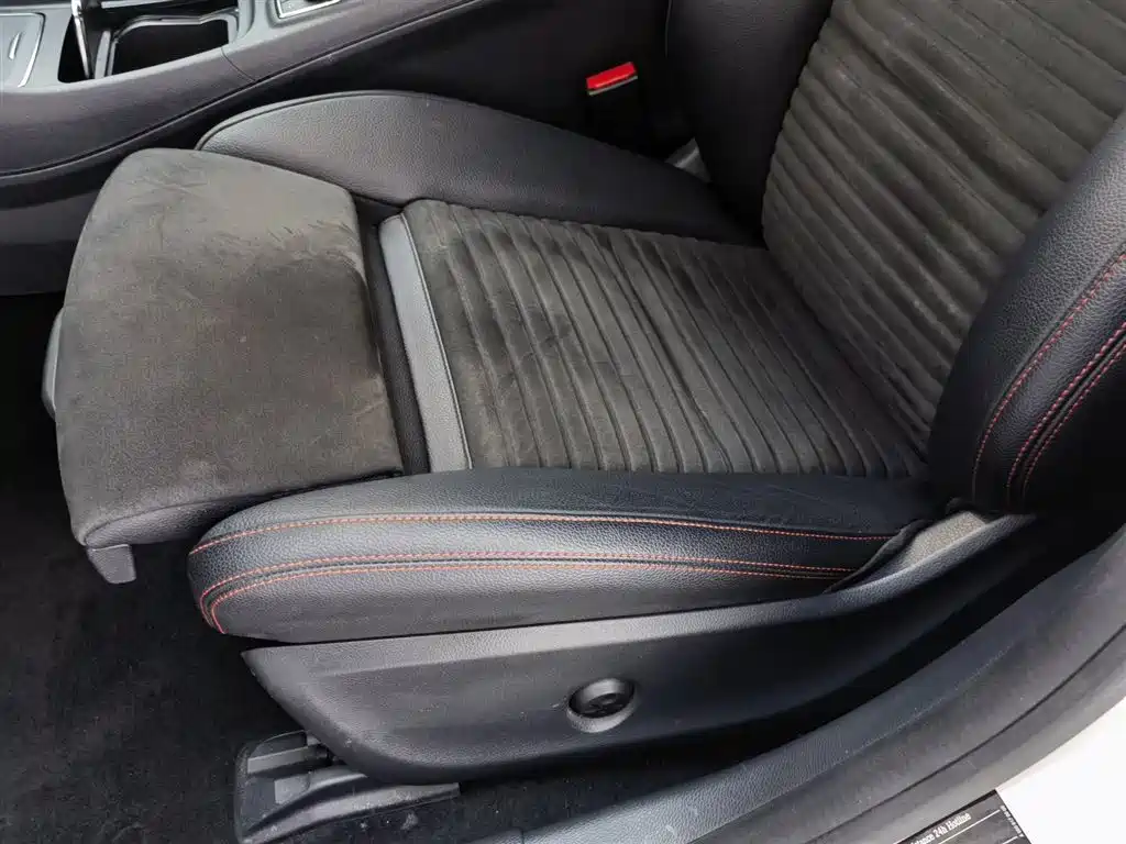 Mercedes-Benz CLA (Import) 2017 CLA 220 4MATIC фото 20