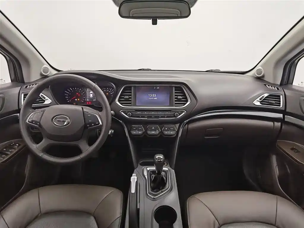 GAC Trumpchi Trumpchi GS4 2016 235T Manual Luxury Edition фото 5