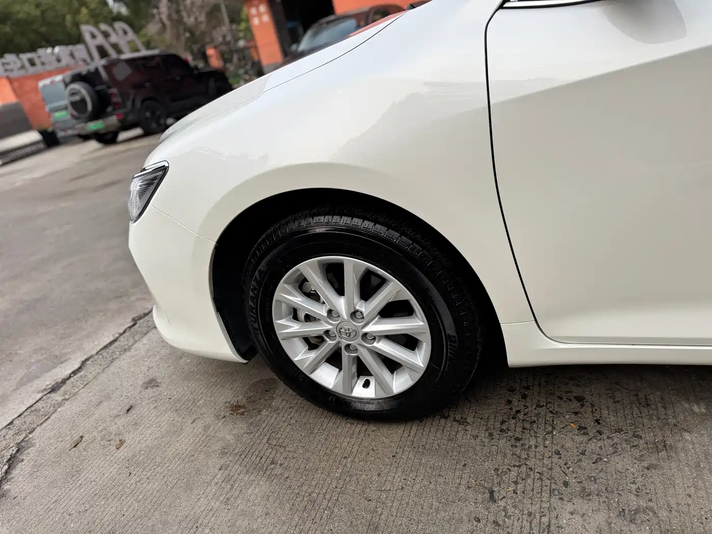 Toyota Camry 2016 2.0G 10th Anniversary Leading Edition фото 14
