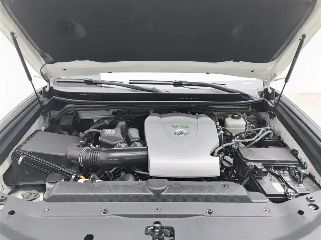 Toyota Prado 2018 3.5L Auto TX-L фото 6