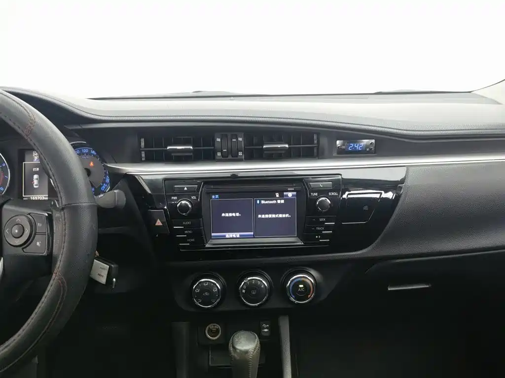Toyota Levin 2014 1.8GS CVT Elite Edition фото 12