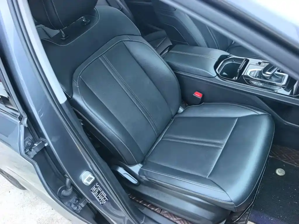 Wuling Motors Wuling Victory 2022 2022 280T 1.5T CVT Flagship