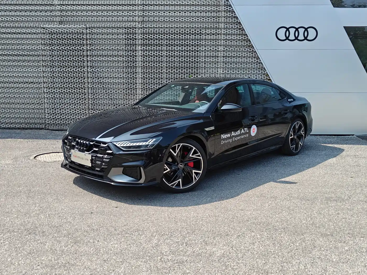 Audi A7L 2025 2025 Model Year 45 TFSI quattro Black Knight Edition