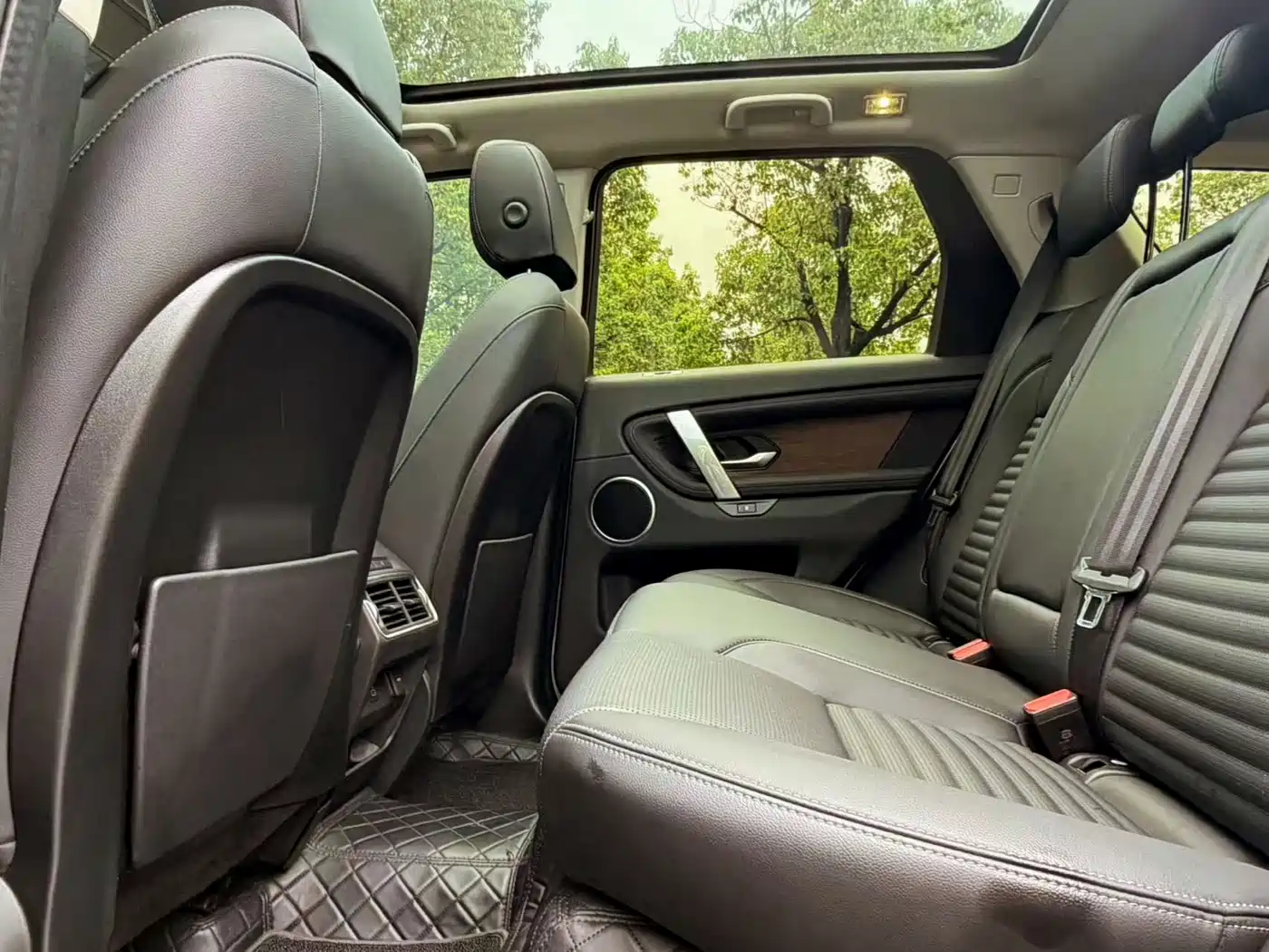 Land Rover Discovery Sport 2024 2023 249PS R-Dynamic SE Performance Technology Version