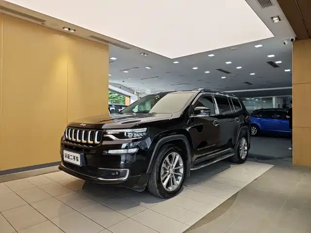 JEEP GRAND COMMANDER