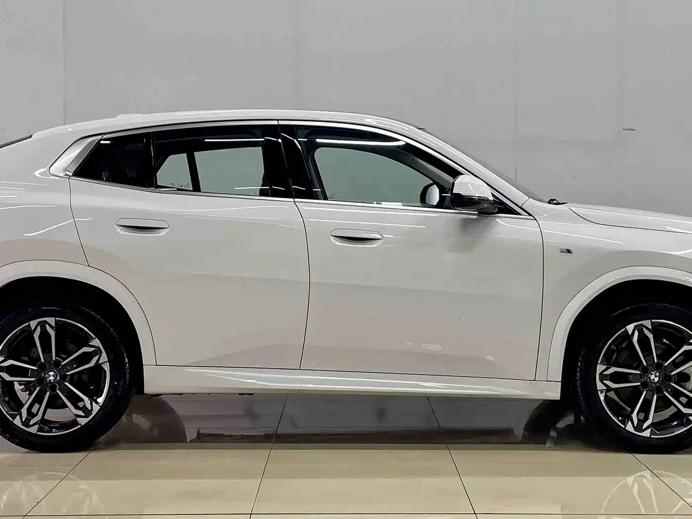 BMW X2 (Import) 2025 2024 sDrive25i M Sport Package