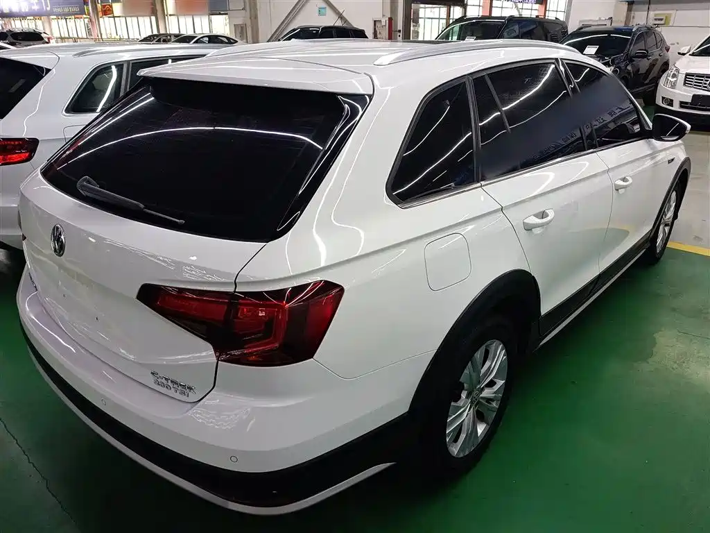Volkswagen C-TREK 2017 230TSI DSG Comfort фото 7