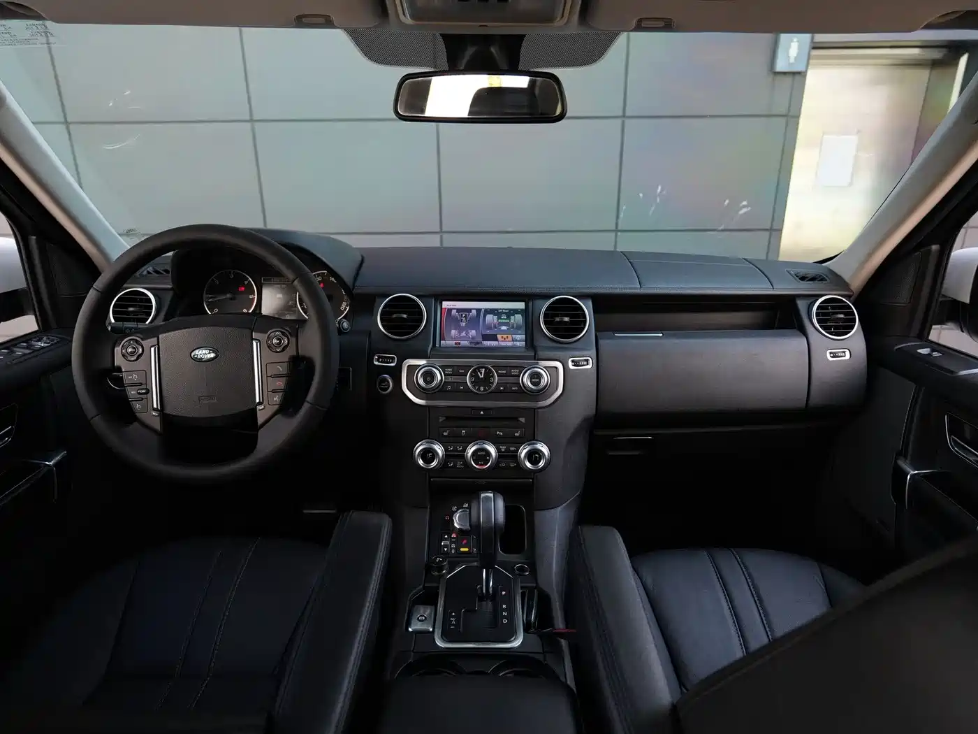 Фото 8 - Land Rover Discovery
