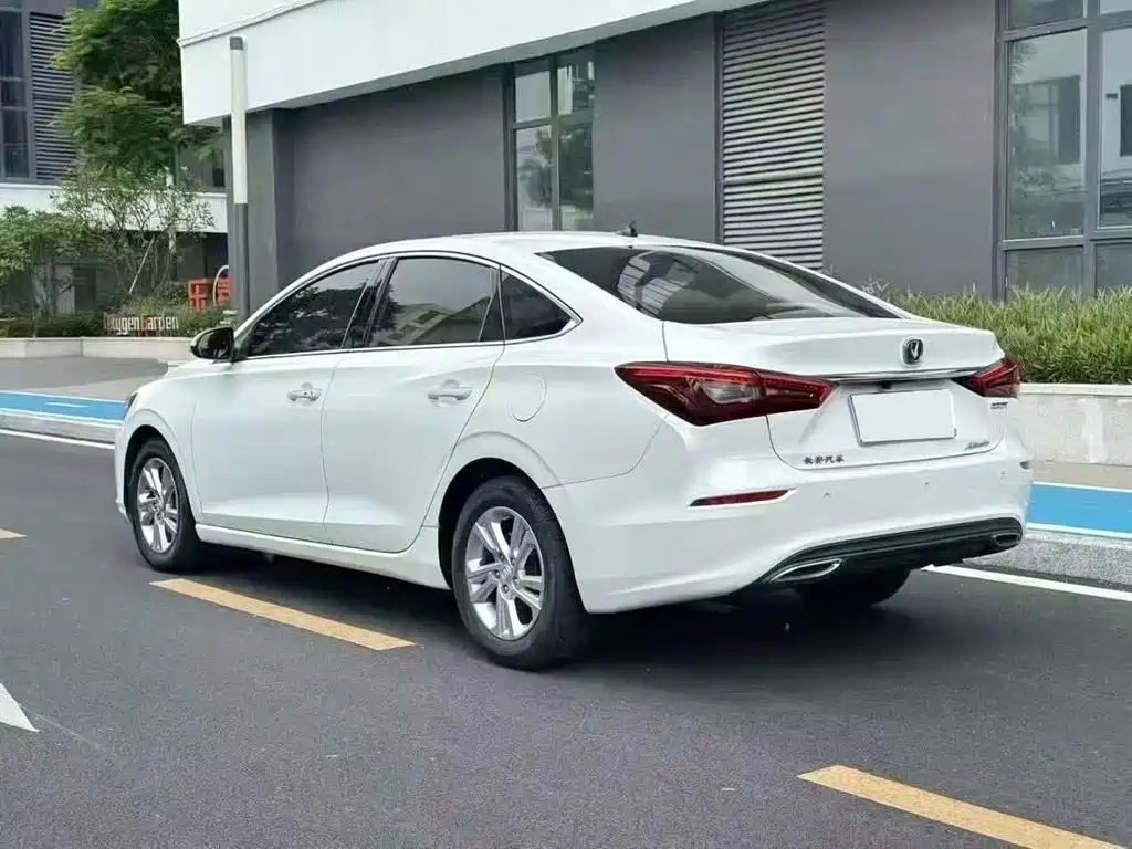 صورة 7 - Changan Eado