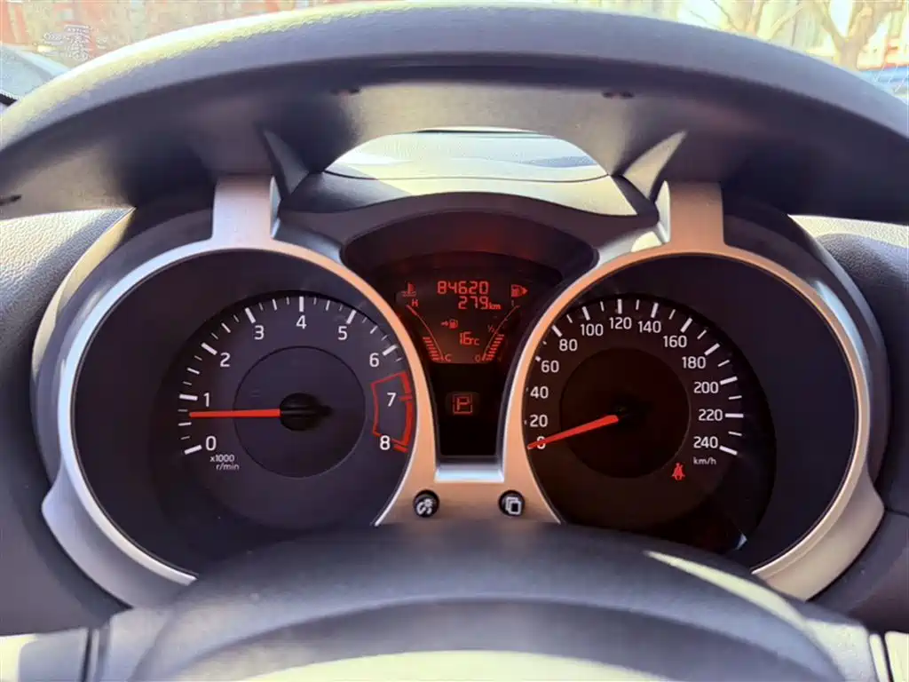 INFINITI ESQ