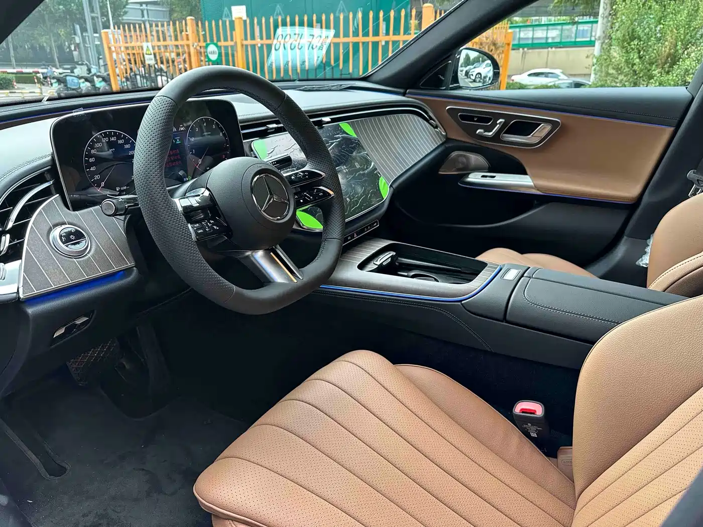 Фото 8 - Mercedes-Benz E-Class